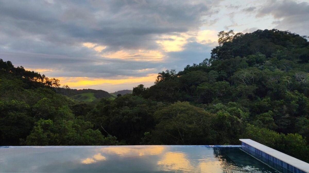Chale Do Lago Super Luxo 库尼亚 外观 照片